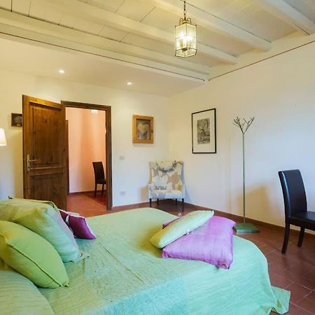 Apartment In Luxuryproperty Privatepool Garden Bbq Airc X8 Castelnuovo Di Porto Exterior foto