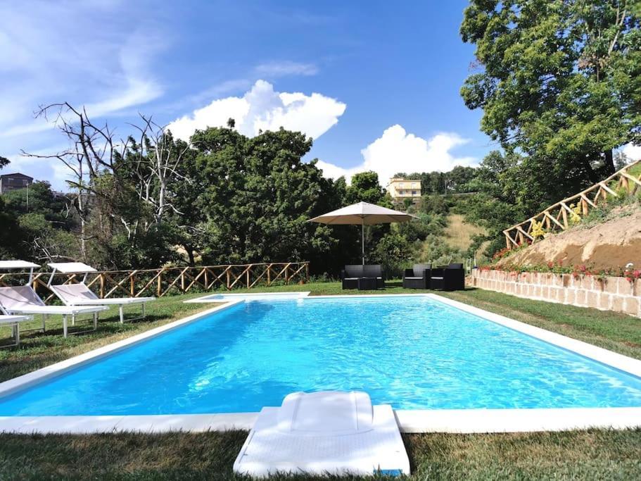 Apartment In Luxuryproperty Privatepool Garden Bbq Airc X8 Castelnuovo Di Porto Exterior foto